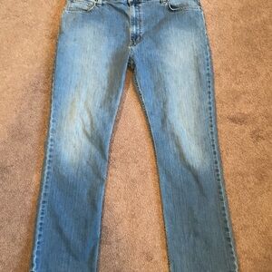 Classic Blue Carhartt jeans. 42x32 relaxed fit